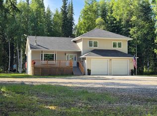 2245 Slate Ct, North Pole, AK 99705