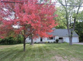 4049 Johnson Rd, Lockport, NY 14094