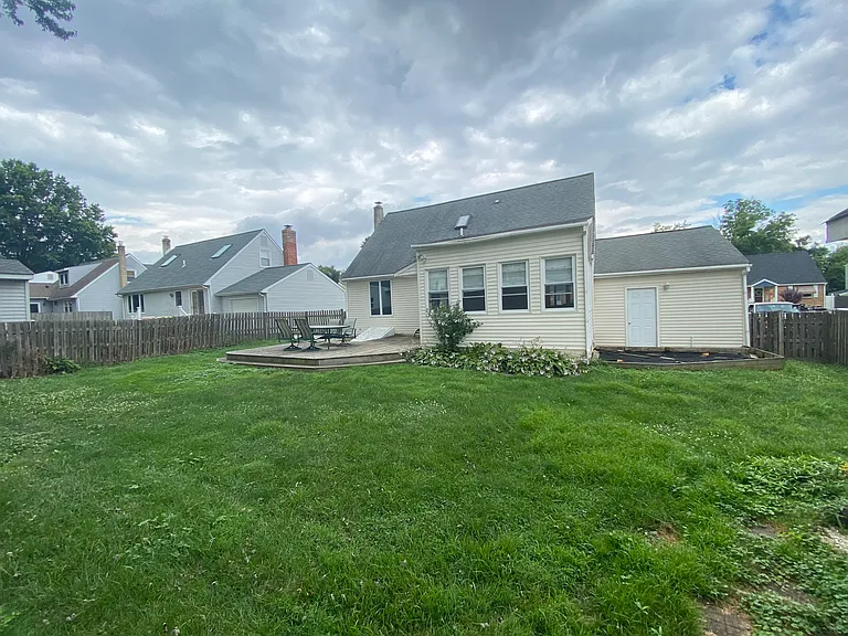 3723 Wild Cherry Ln — Photo 6