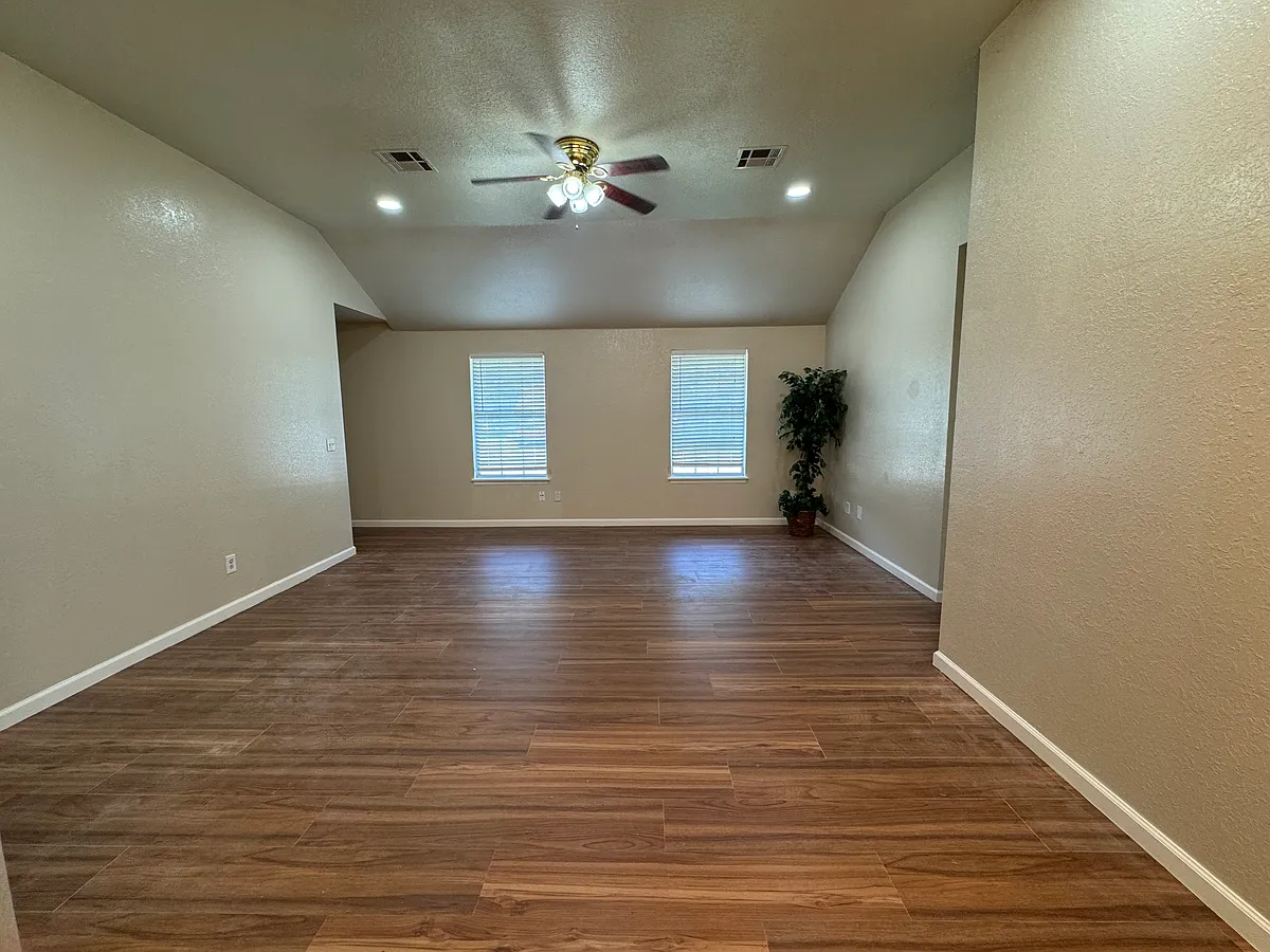 Livingroom - 8200 NW 78th Ter