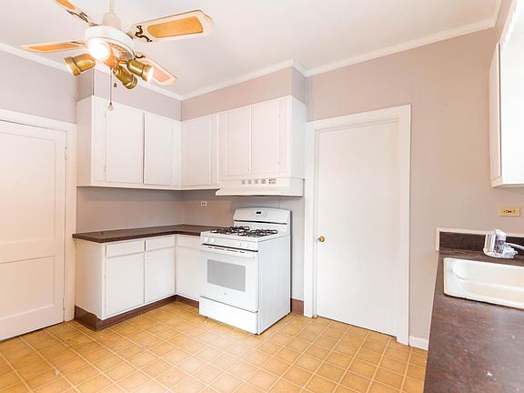 3rd image of 37 Hazen St #1