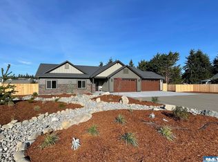 229 Covington Ct, Sequim, WA 98382