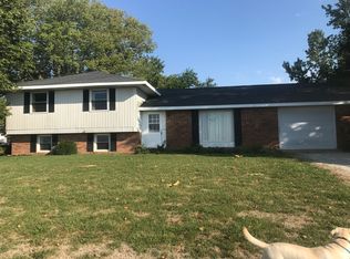 250 County Road 1900 N, Seymour, IL 61875
