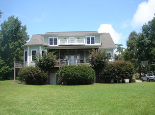 409 W Windward Landing Pl, Hampstead, NC 28443