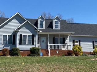 112 N Hazelwood Dr, Mocksville, NC 27028