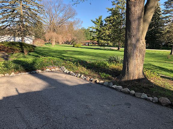 4th image of 24605 N Cromwell Dr
