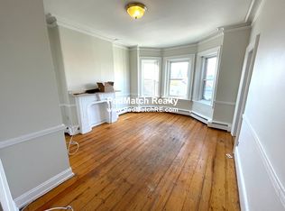 291 E St #4, Boston, MA 02127