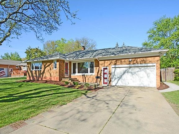 2nd image of 7520 Green Valley Dr