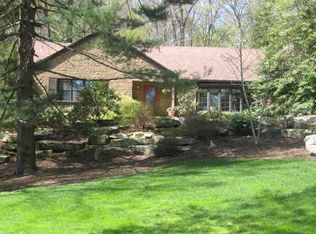 150 Lakeside Dr, Pittsburgh, PA 15238