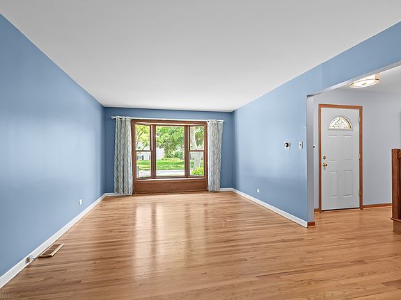 2nd image of 136 N Dean Dr