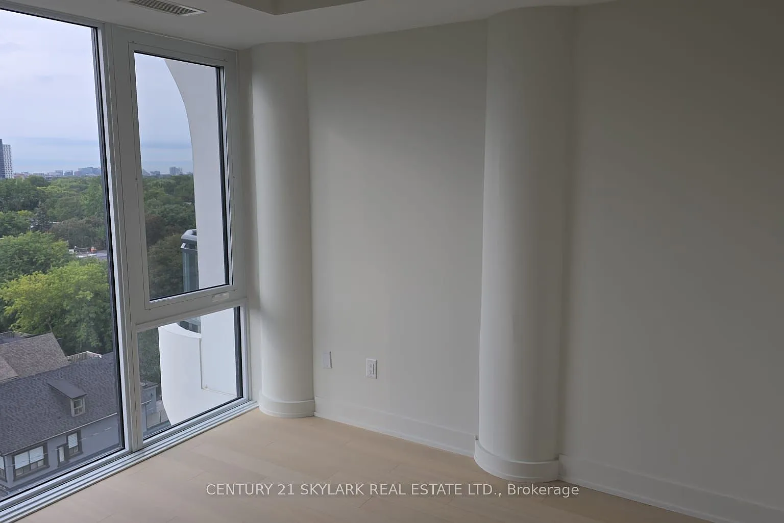 1 bed, $2,300 — Photo 2