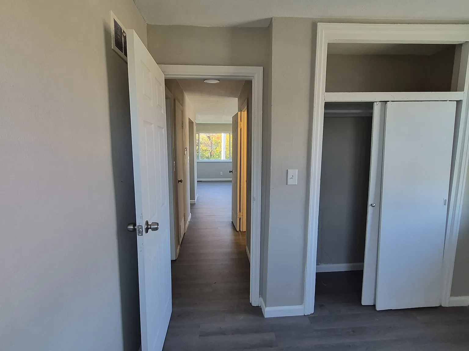 2 bed, $950 — Photo 4