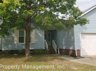 672 Prestige Blvd, Fayetteville, NC 28314