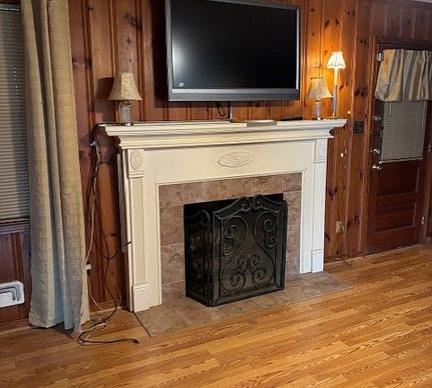 4th image of 1815 Briardale Ln
