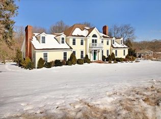 17 Jenny Rdg, Monroe, CT 06468