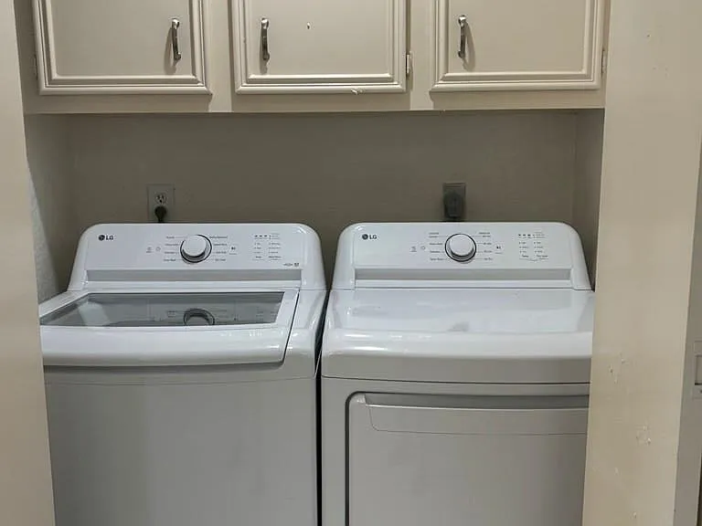 114 E Constellation Dr — Photo 13