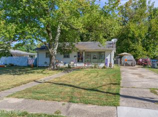 9902 Appollo Ln, Louisville, KY 40272