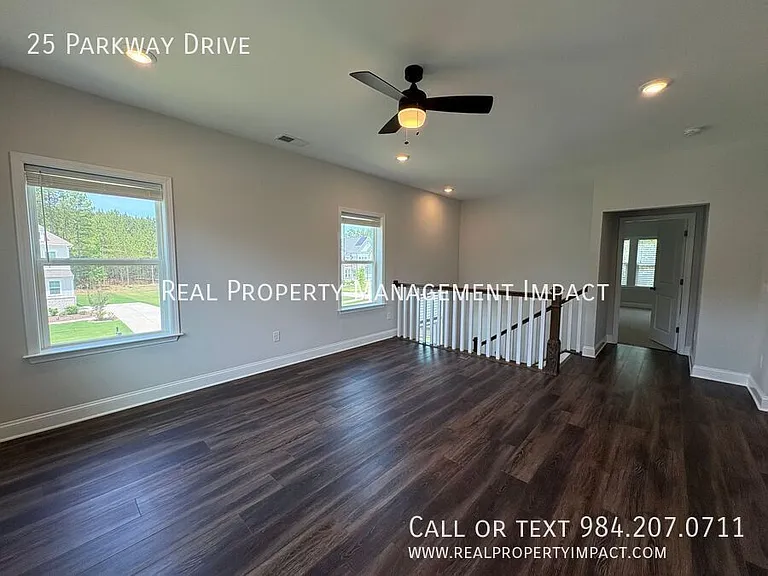 25 Parkway Dr — Photo 46