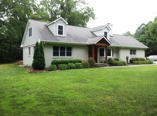 261 Tuckahoe Dr, Kilmarnock, VA 22482