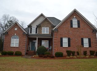 5812 Elkton Dr, Oak Ridge, NC 27310