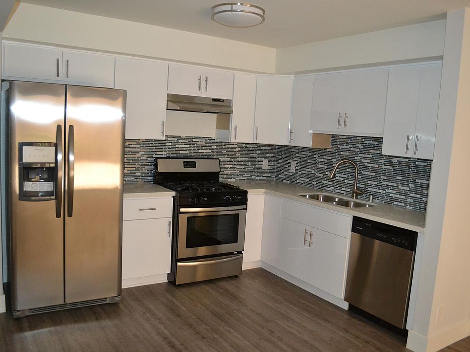 1st image of 165 N Hoover St APT 107