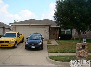 9121 Riding Stable Ln, Fort Worth, TX 76123