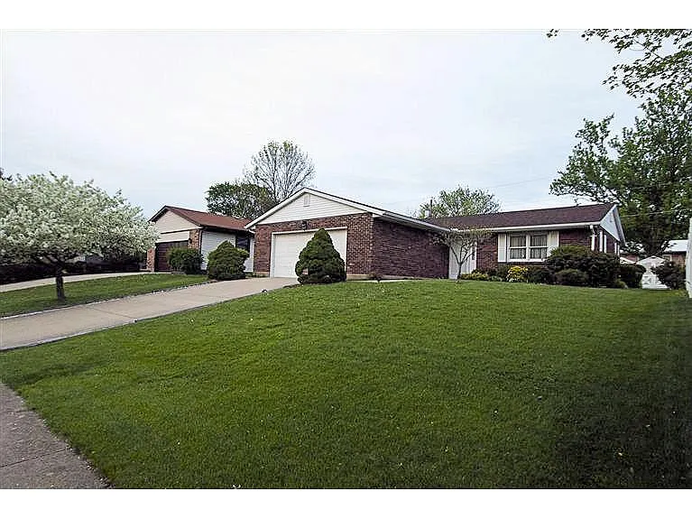 209 Heather Way photo 1