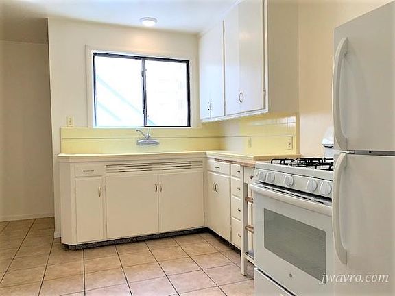 2nd image of 622 28th Ave #1