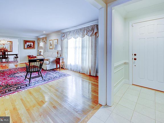 5th image of 15621 Ancient Oak Dr