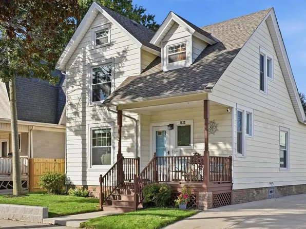 1632 N Main STREET, Racine, WI 53402