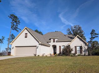 8 N Bryant Rd, Sumrall, MS 39482