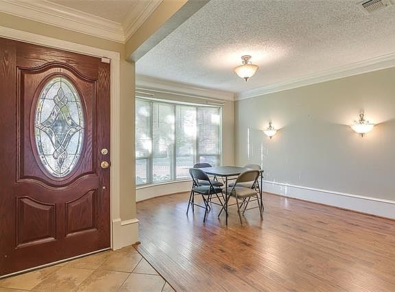 4th image of 9932 Farmington Dr
