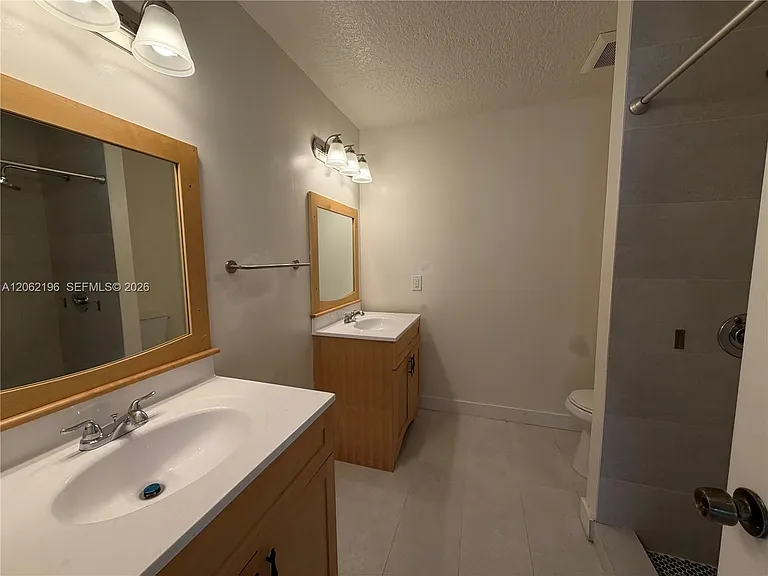 11405 SW 112th Ter — Photo 13