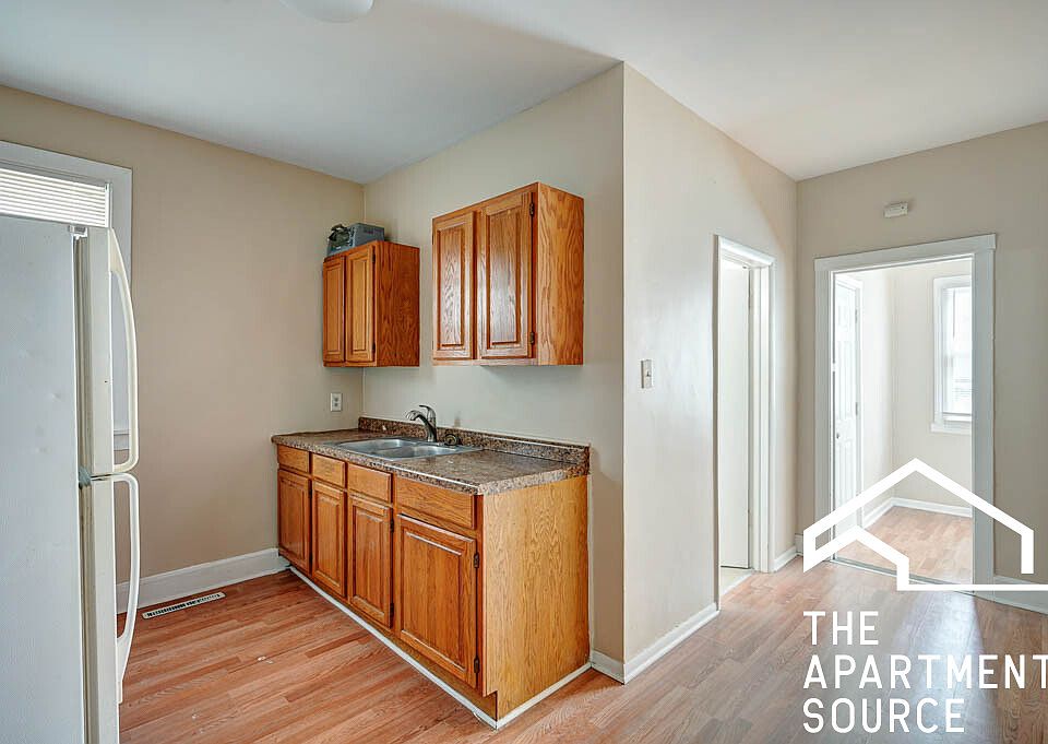 Wayne, 2232 N. 2232 N Wayne Ave Chicago IL Zillow