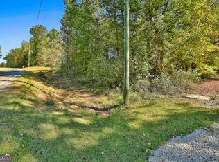 2 Raymond Hill Rd, Newnan, GA