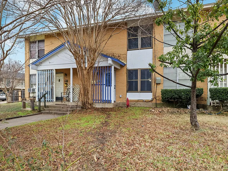 2658 Patricia Ln — Photo 17