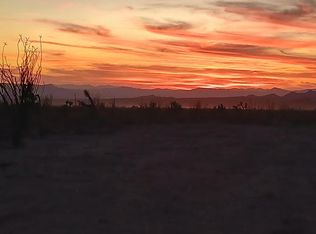 3639 W Yellow Bird Dr, Yucca, AZ 86438