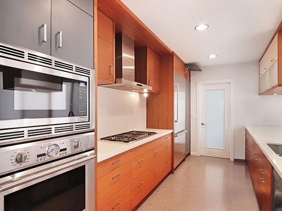 3rd image of 115 Bryn Mawr Drive
