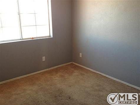 4th image of 13641 Glengarry Dr