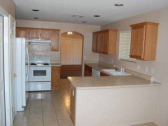 5th image of 14193 E Camino Murcia
