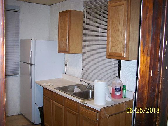 4th image of 714 Clover Ct NW