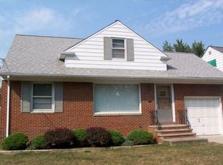 409 Halle Dr, Euclid, OH
