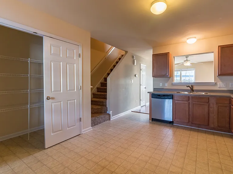 303 Caldwell Loop — Photo 5