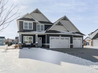 10533 Prairie View Ct, Freeland, MI 48623