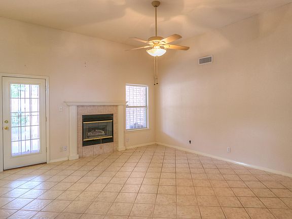 5th image of 10851 Loma De Alma Dr
