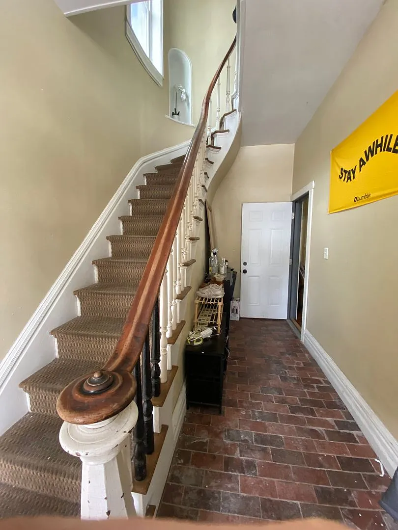 $4,000 | 8 Bedroom, 2 Bathroom Single Family Home | No Pets* | Available for August 1st, 2026 Mov... — Photo 3