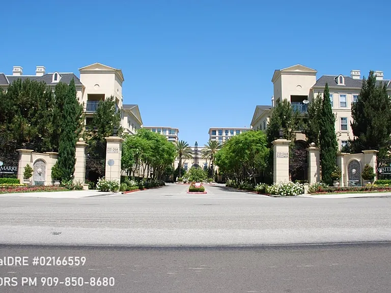 3458 Watermarke Pl — Photo 1