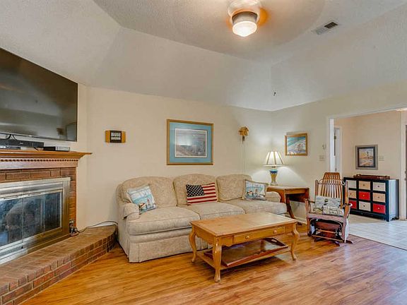 4th image of 4207 Indian Brook Cv