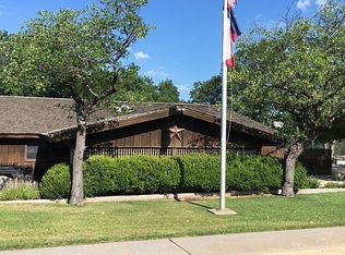1540 Willard St, Canadian, TX 79014