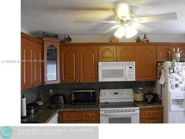 8040 Hampton Blvd APT 106, North Lauderdale, FL 33068